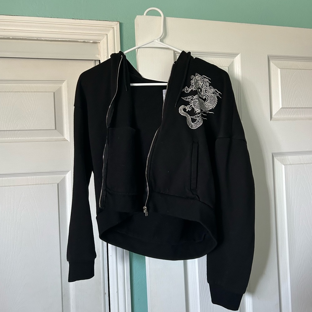 Short cropped zip up sweater